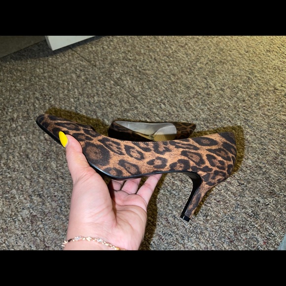 Leopard print heels - Picture 6 of 9